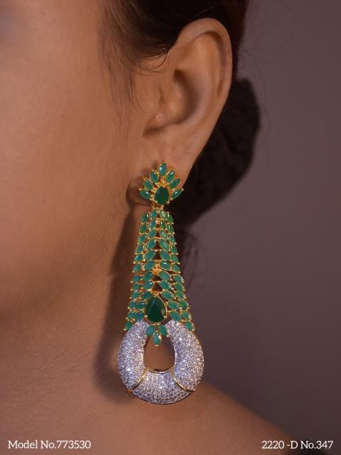 Gift a Earring to her