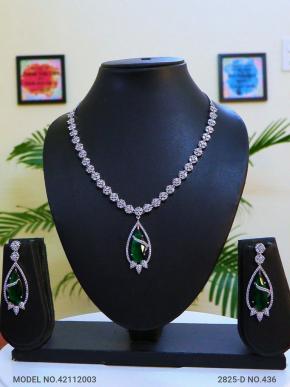 Classic Pattern | Fine Fashion Jewelry
