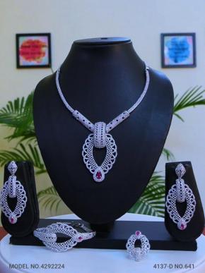 Bridesmaid Necklace Set for Traditional Weddings
