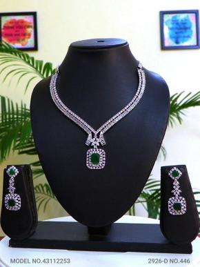 Be a Showstopper in your Party !