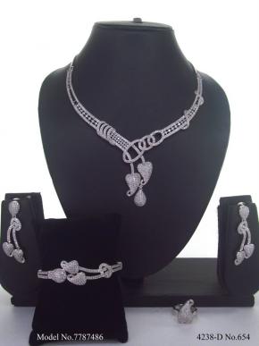 Fashion Necklace Set | Artificial Diamonds / Zircons