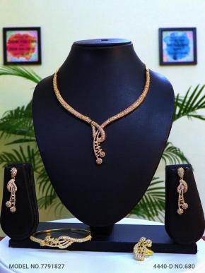 Ideal Gift for Traditional Ladies