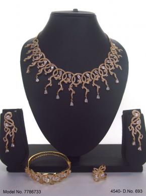 Traditional Design | American Diamond Jewelry Set