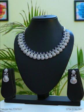 Statement American Diamond Set