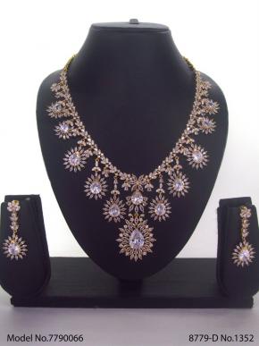 A Masterpiece | Handcrafted Traditional Jewellery Set