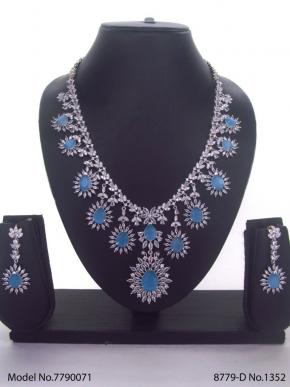 Statement American Diamond Set